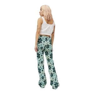Urban Outfitters Bryn Flower Power Stretchy Flare Leg Pant Green Women's Medium
